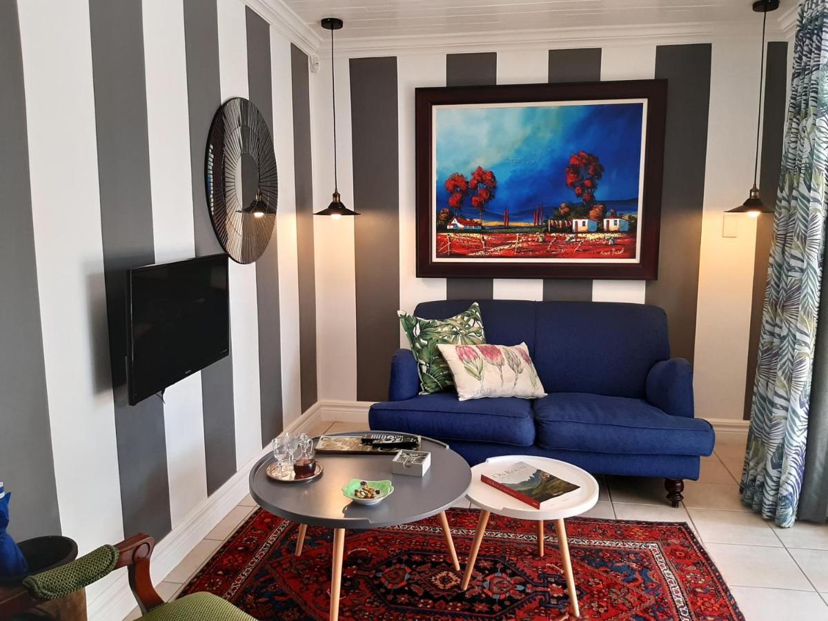 At 98 On Lynburn Guest House Pretoria-Noord Buitenkant foto