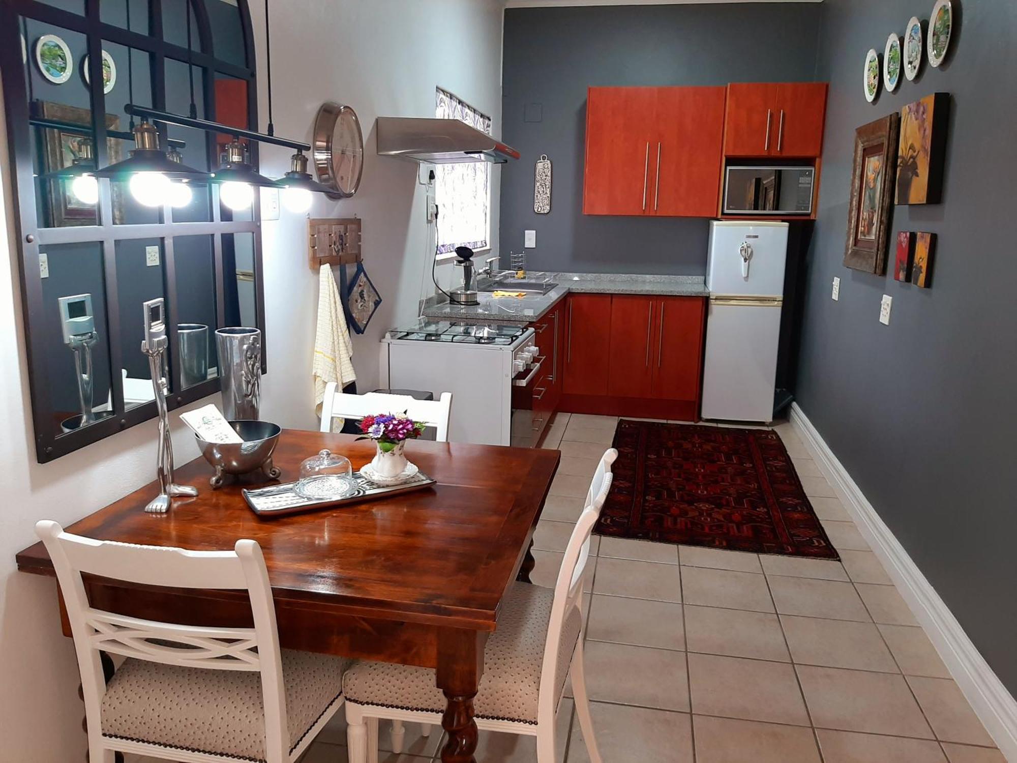 At 98 On Lynburn Guest House Pretoria-Noord Kamer foto